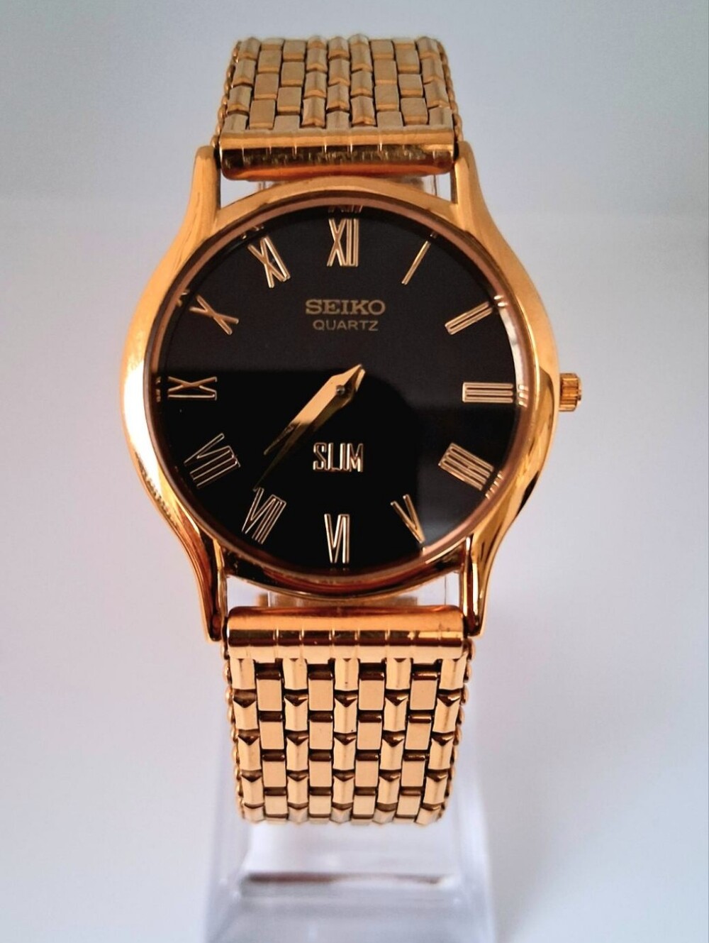 Seiko Super Slim Men's Vintage Stainless Steel Gold Tone Watch RARE